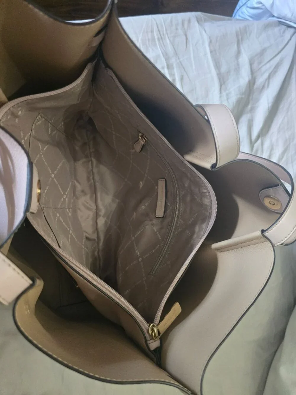 Michael Kors tote bag